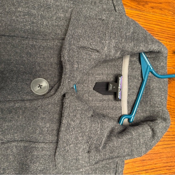 Patagonia Women's Gray Jacket - Picture 8 of 13